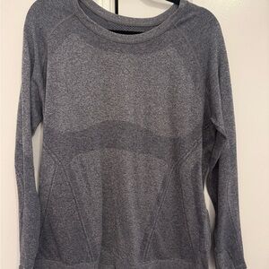 Athleta Gray Long Sleeve Top